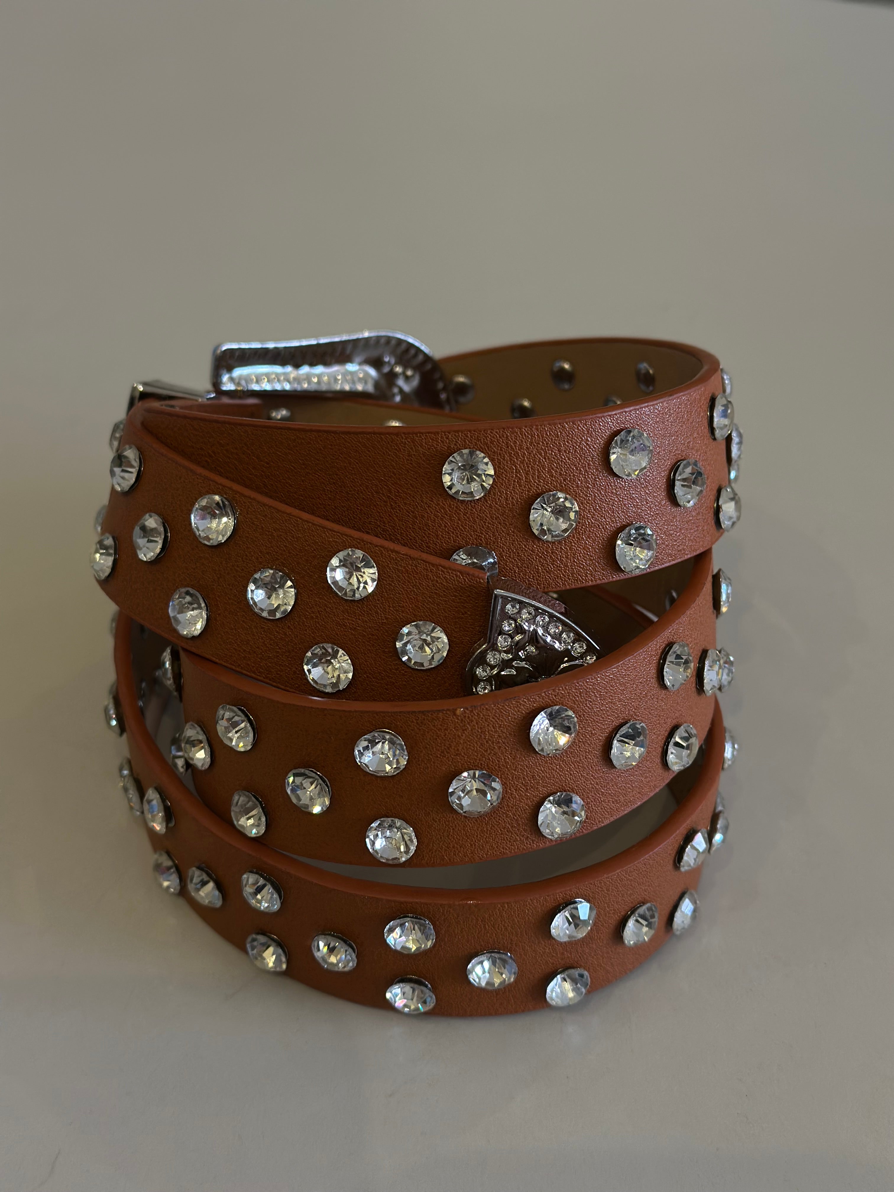 Cinto Cravejado fivela única