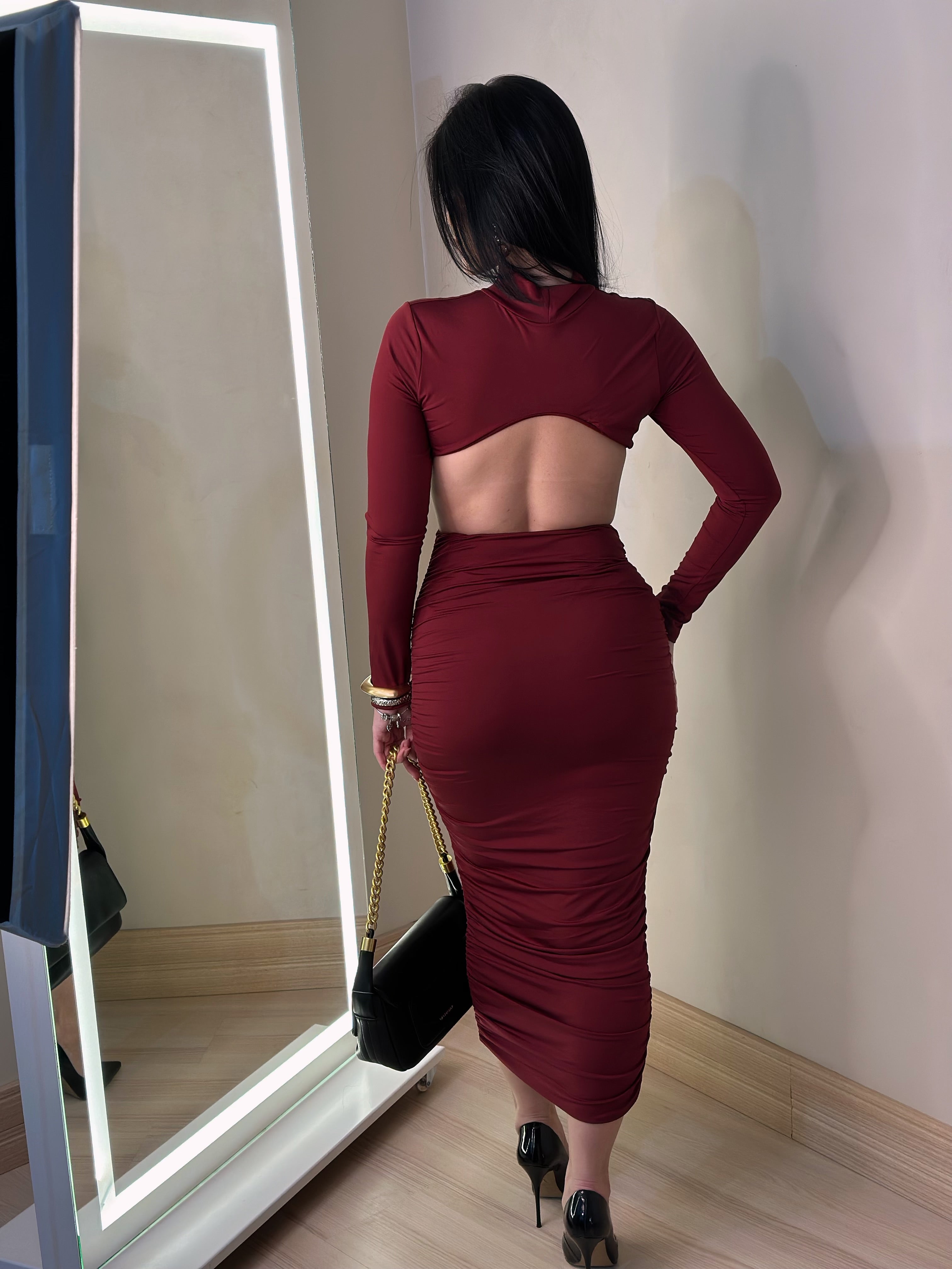 Vestido Midi - Detalhes Dourado