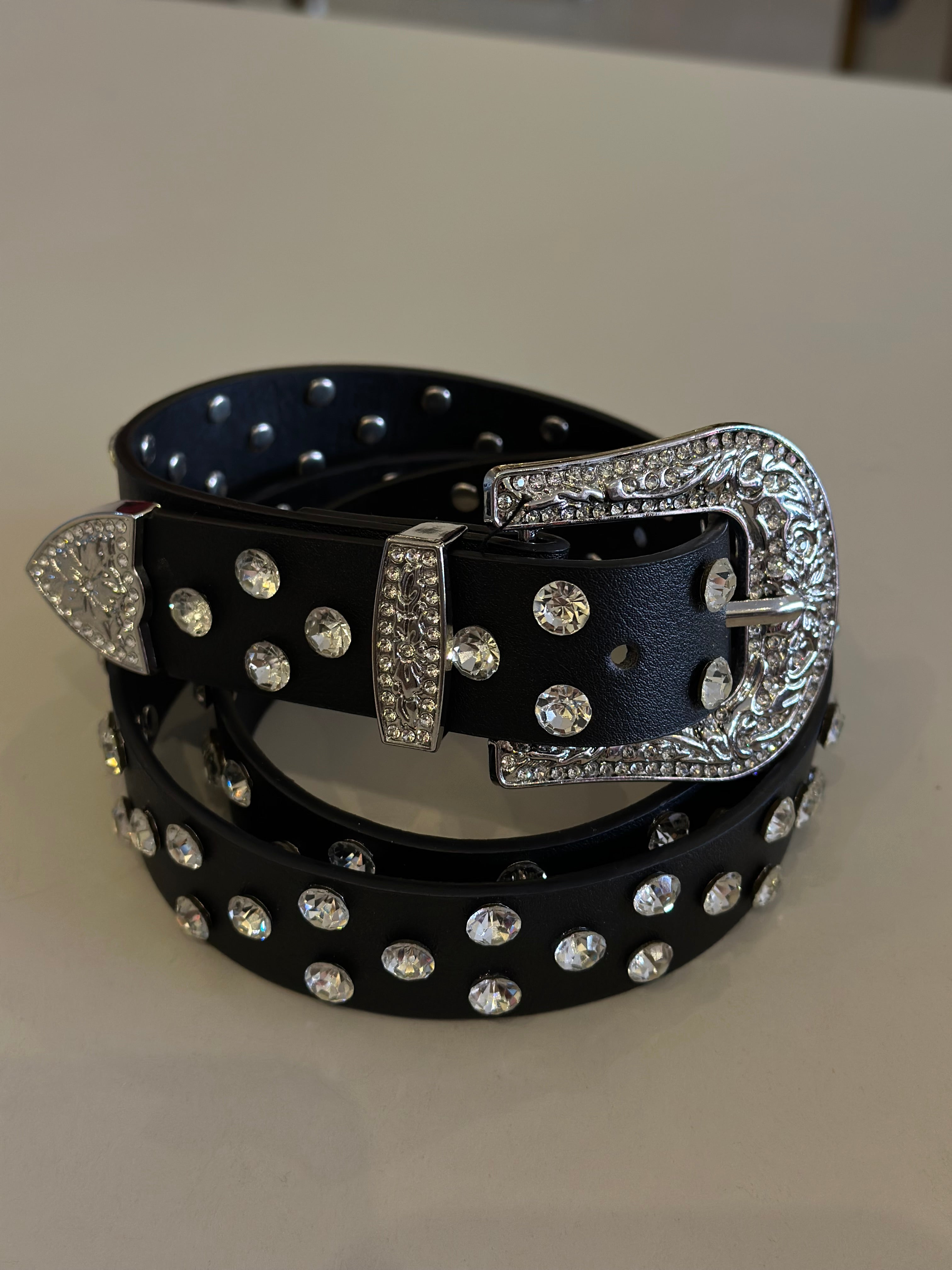 Cinto Cravejado fivela única