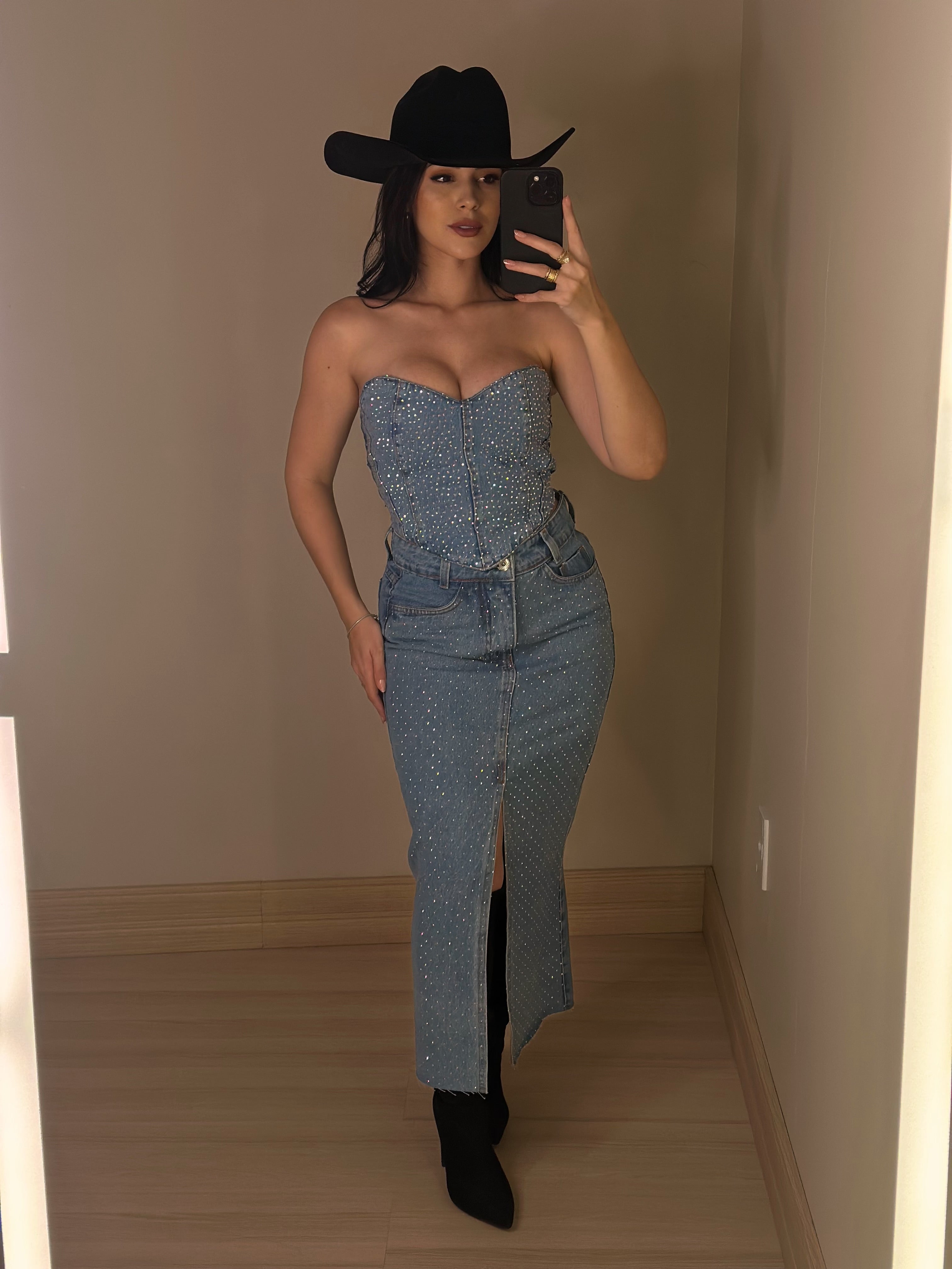 Saia midi jeans