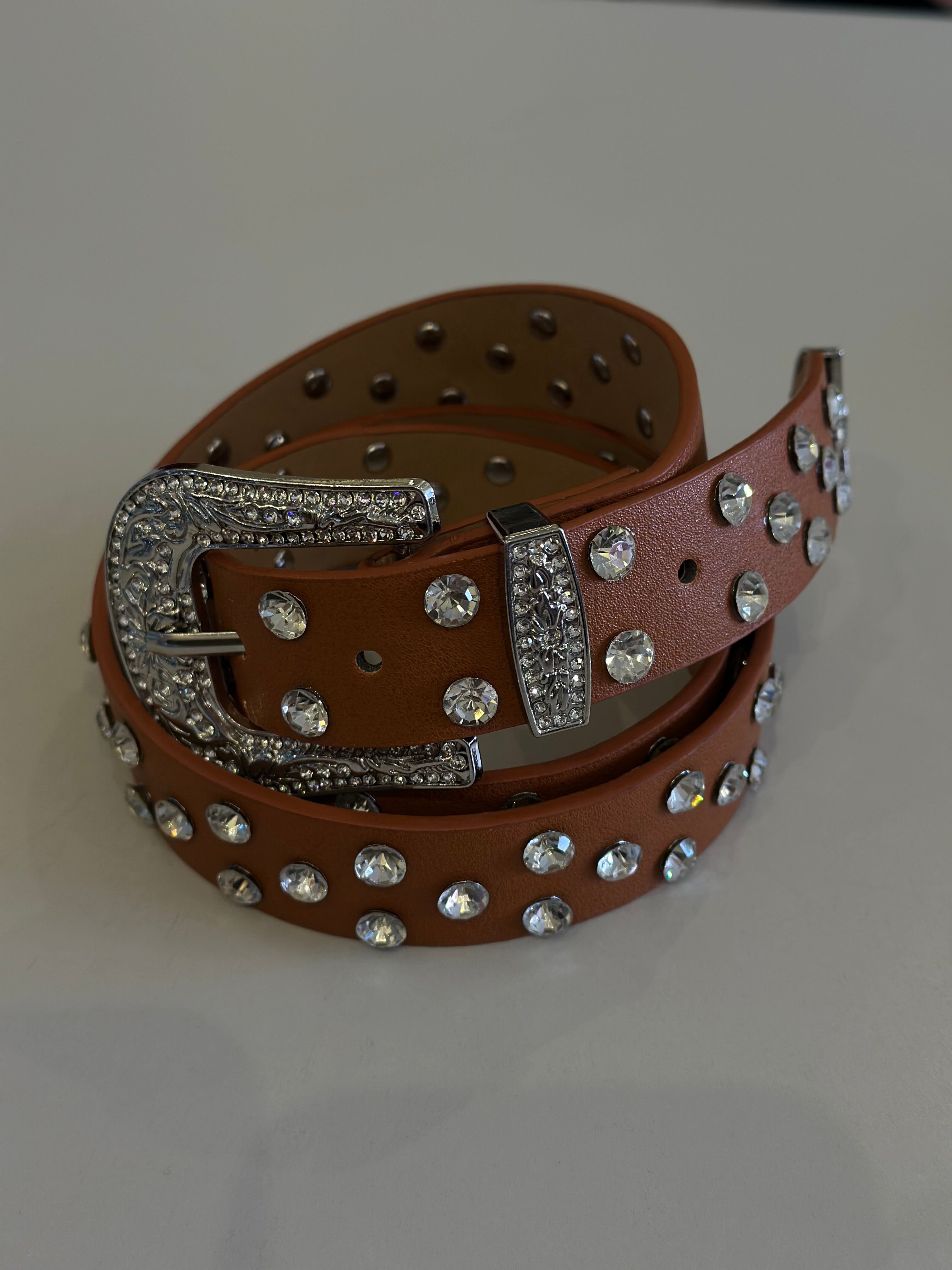 Cinto Cravejado fivela única