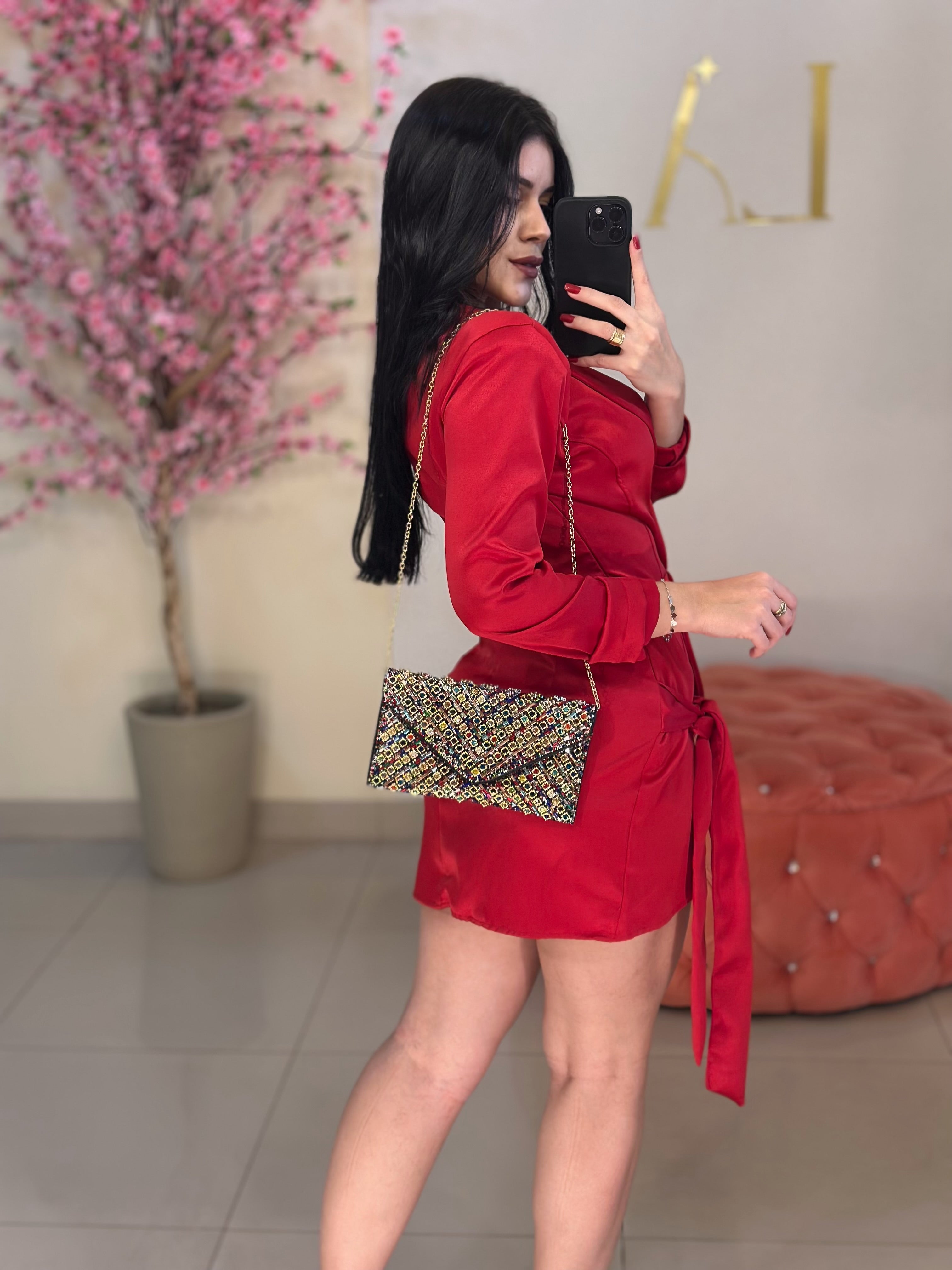 Vestido alfaiataria acetinado