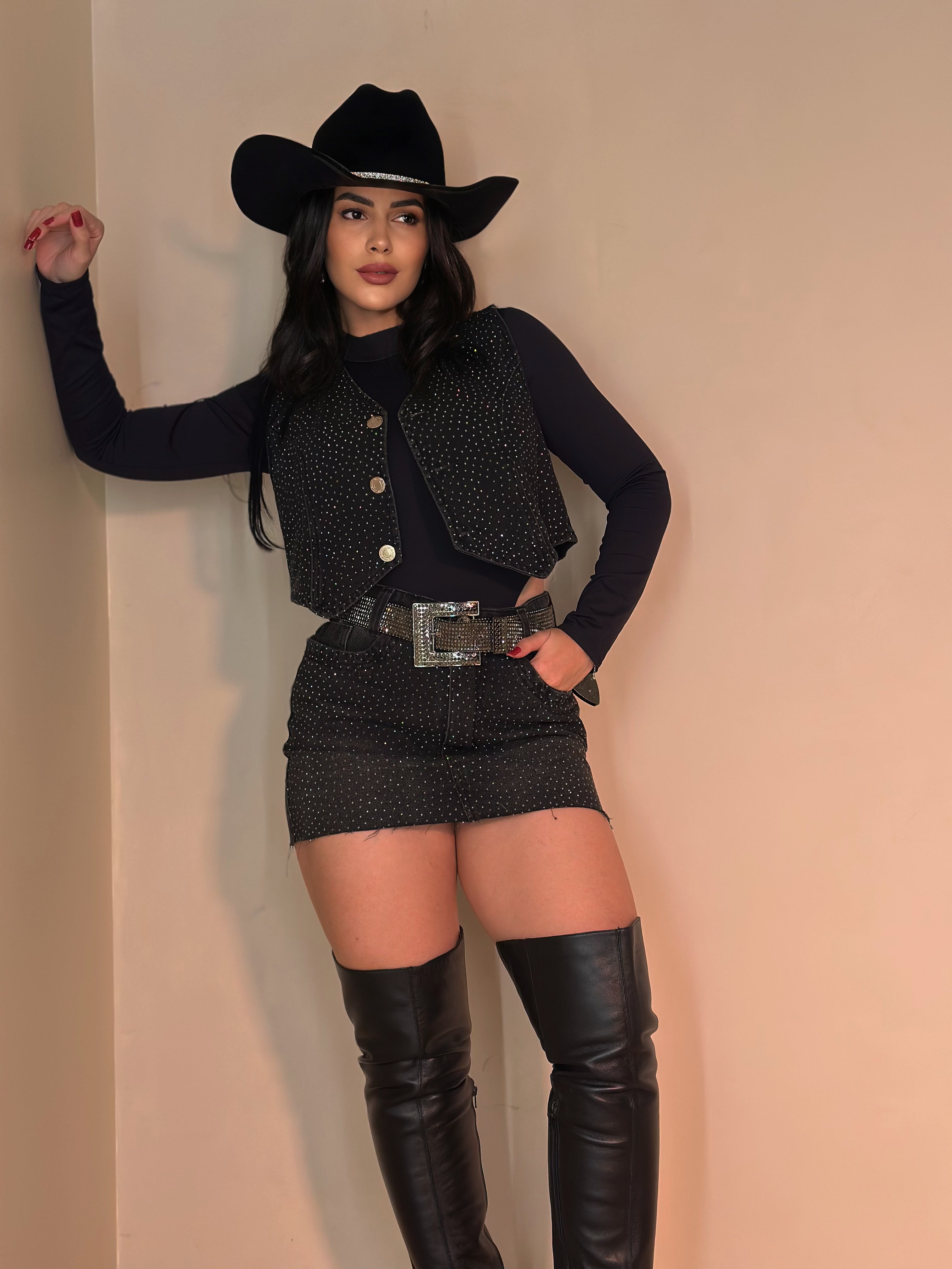 Conjunto saia e colete Shine