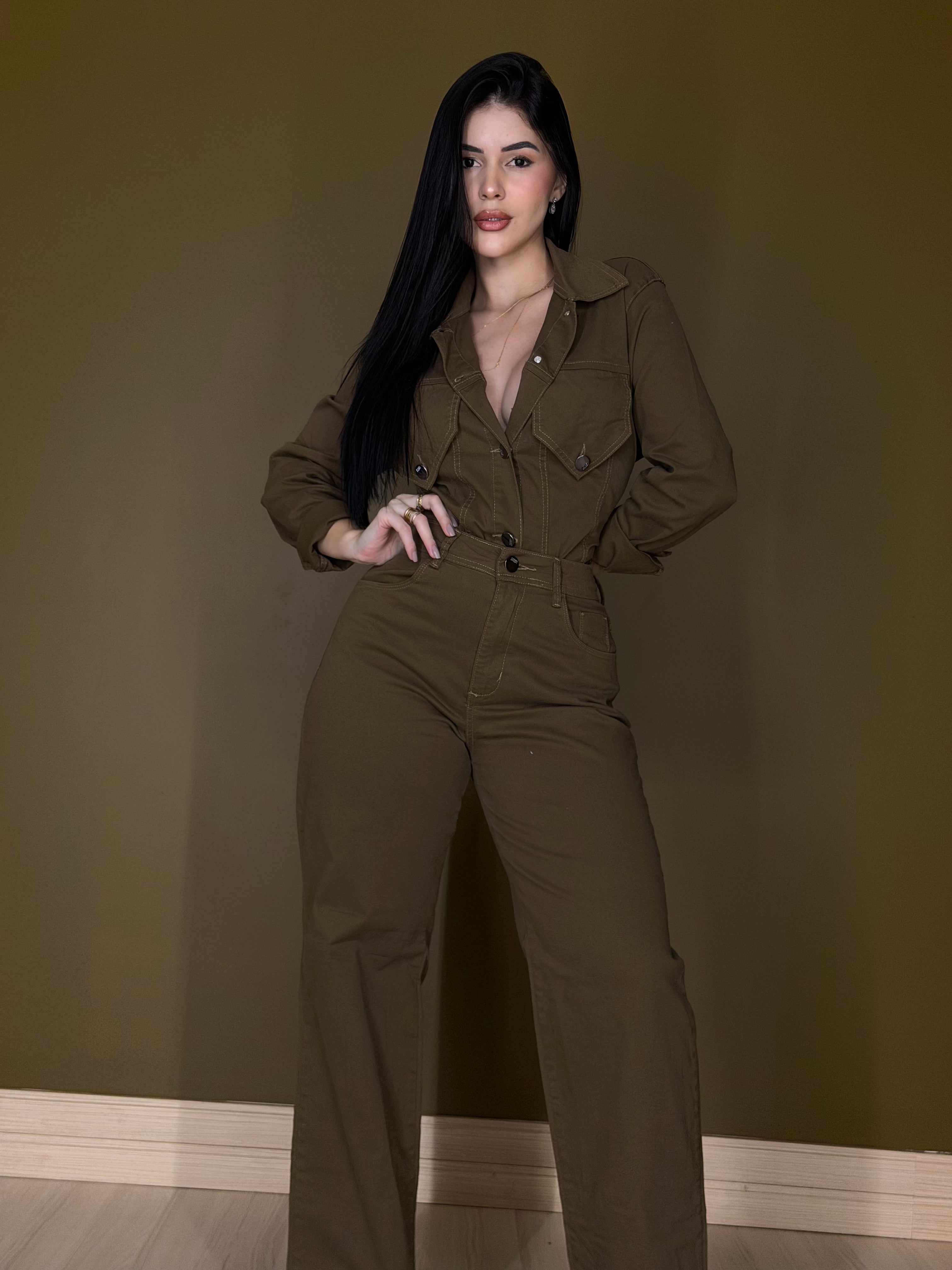 Conjunto Jaqueta/Calça Caqui