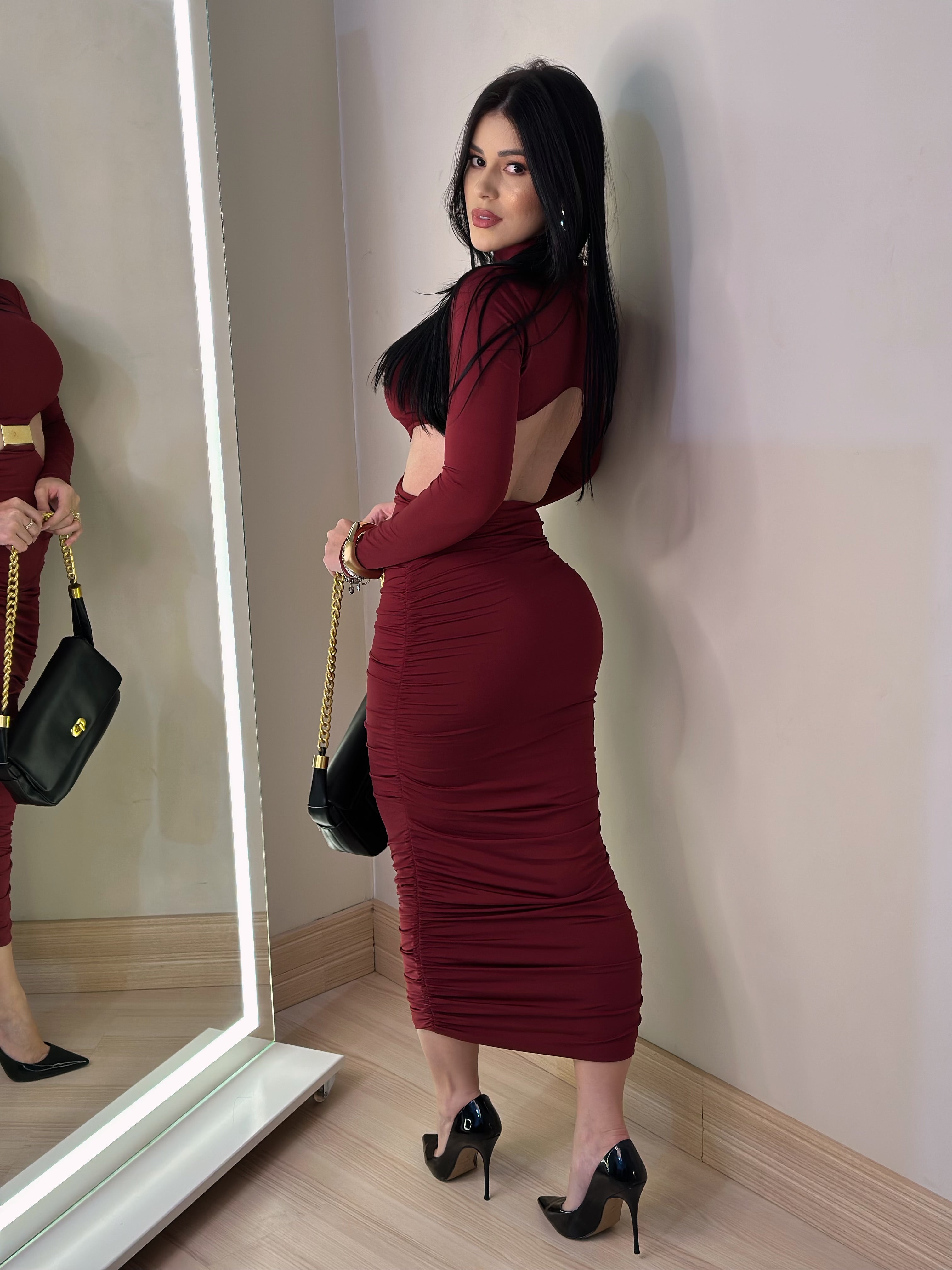 Vestido Midi - Detalhes Dourado